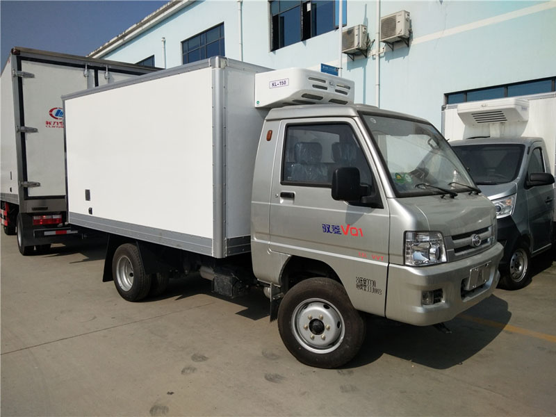 福田馭菱后雙輪2.9米貨廂冷藏車(chē)