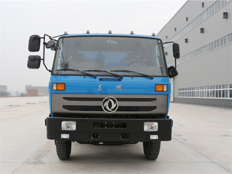 東風(fēng)145（12方）掛桶式垃圾車