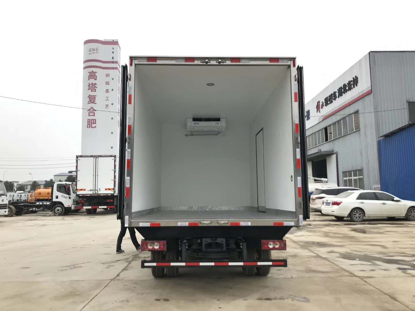 奧鈴18立方CTS冷藏車