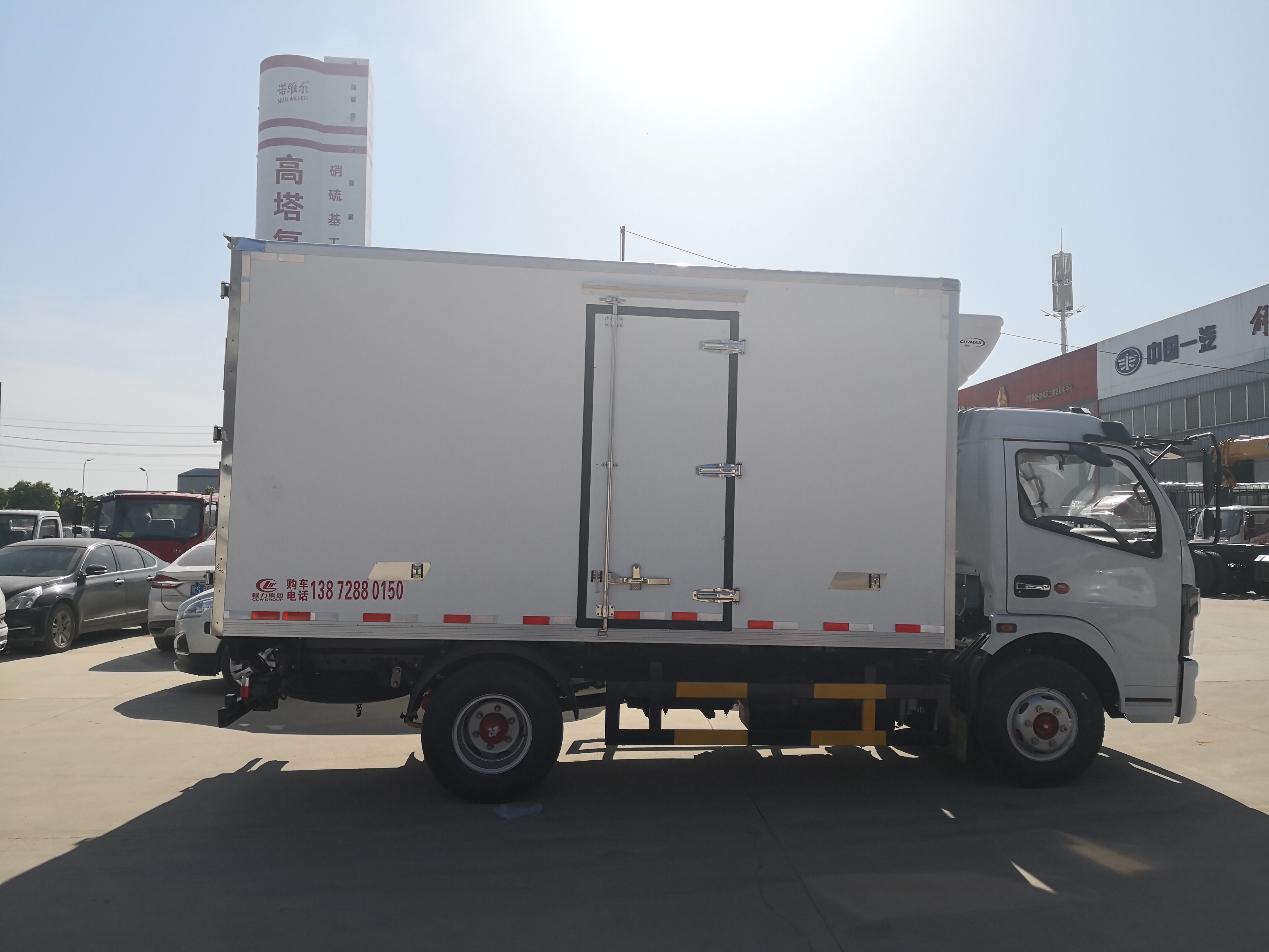 東風凱普特藍牌冷藏車