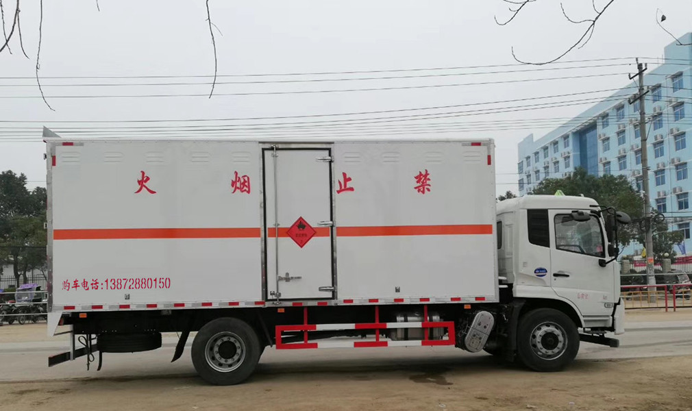 東風(fēng)天錦國(guó)六氣體廂危險(xiǎn)品車