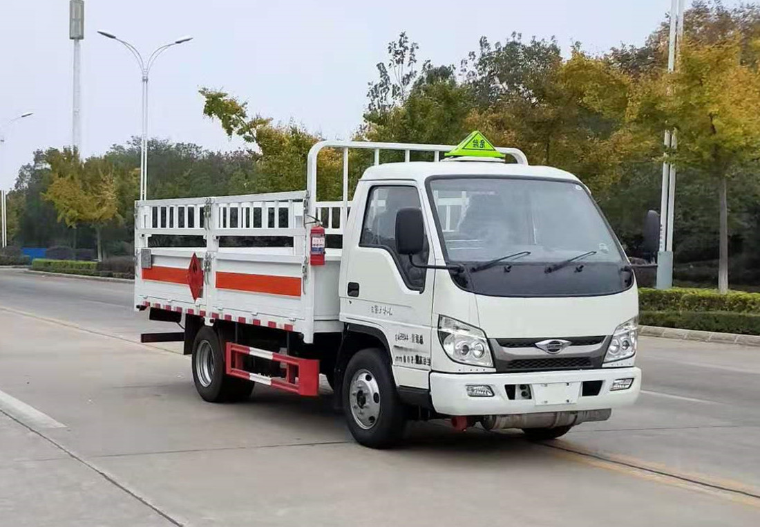 福田時代藍(lán)牌氣瓶運輸車