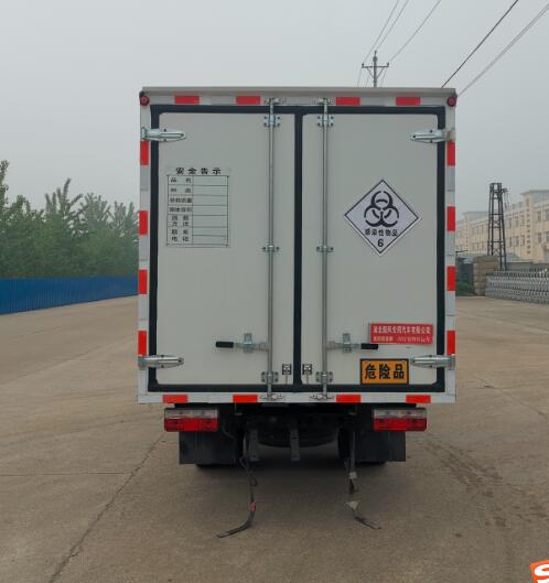 SFZ5035XYYE6型醫(yī)療廢物轉(zhuǎn)運(yùn)車