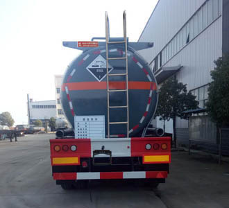 程力威牌CLW9408GFWA型腐蝕性物品罐式運輸半掛車