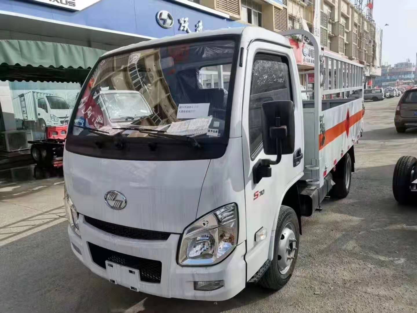 上汽躍進國六氣瓶車北京可上戶