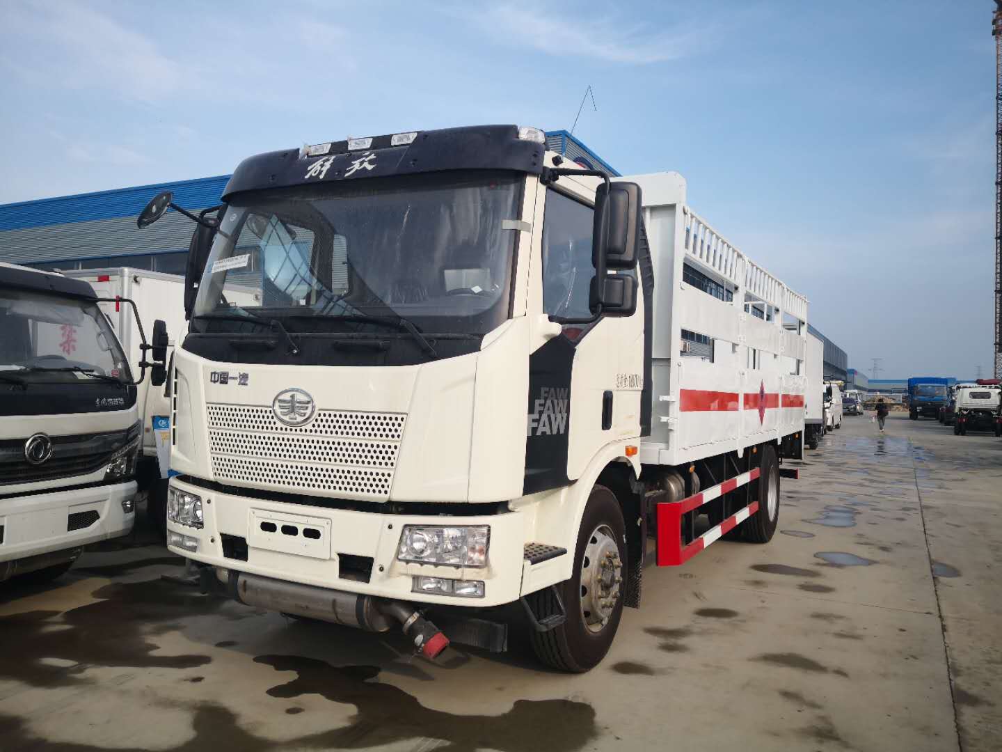 解放J6氣瓶運輸車詳細配置介紹