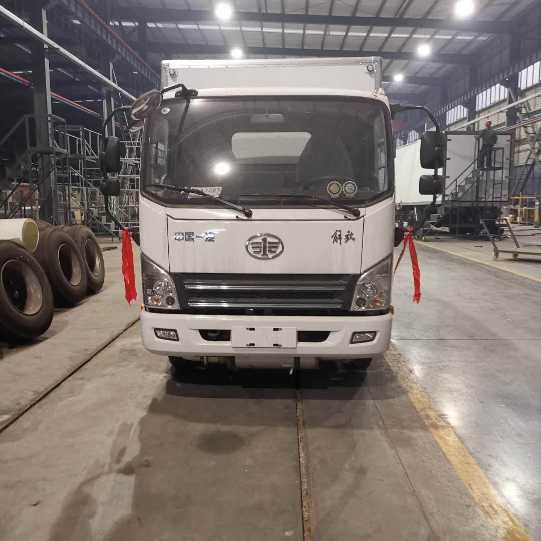 解放九類危險品廂式運輸車詳細介紹