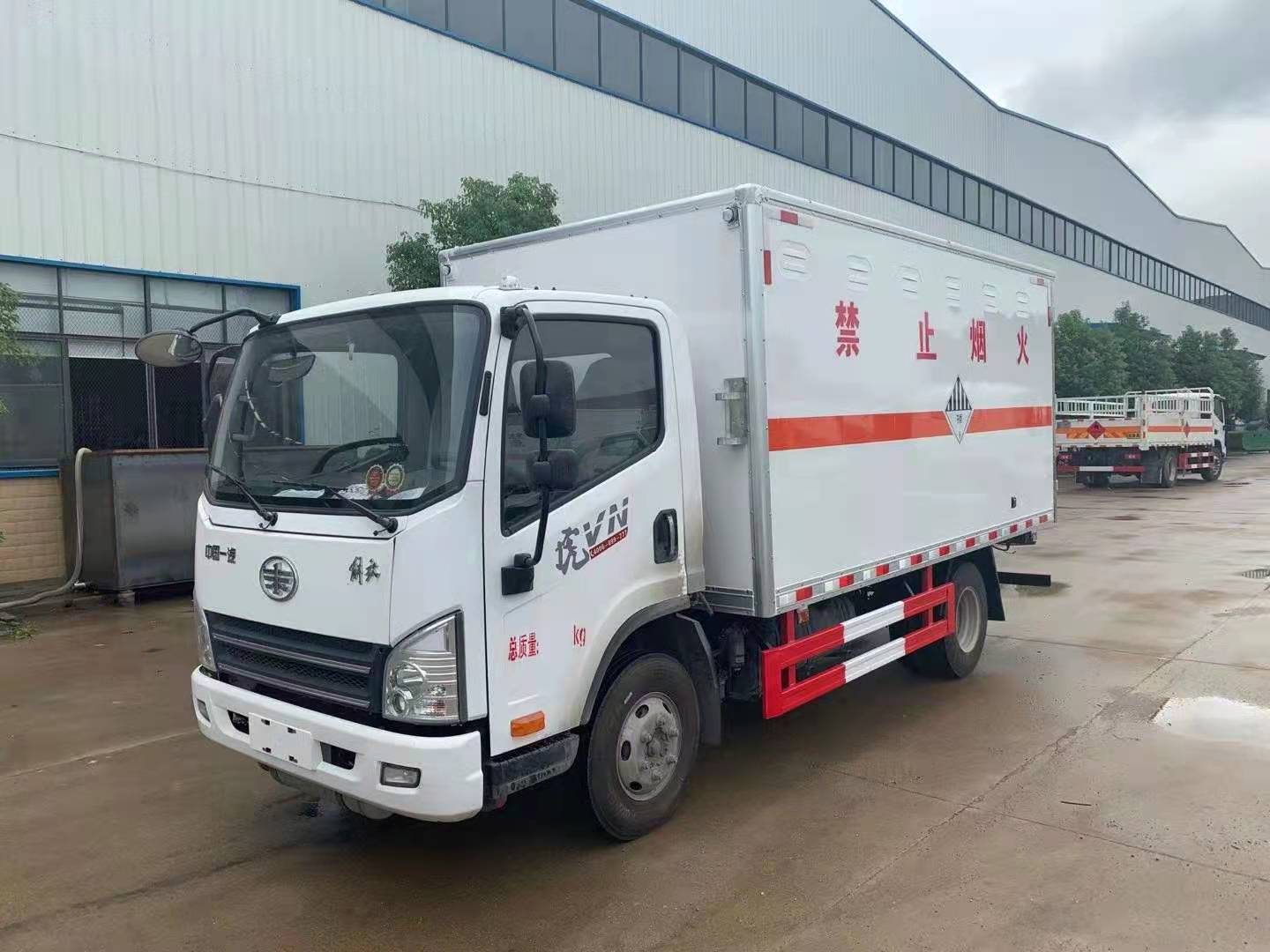 解放虎VN國五雜項藍牌及黃牌危險品車詳細配置