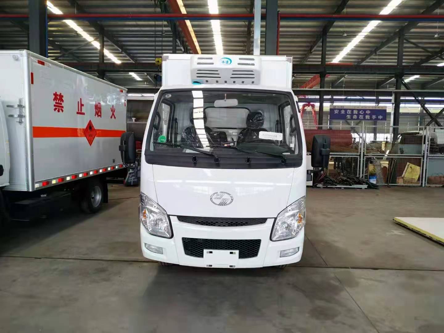國六3.2米躍進S70醫療廢物轉運車