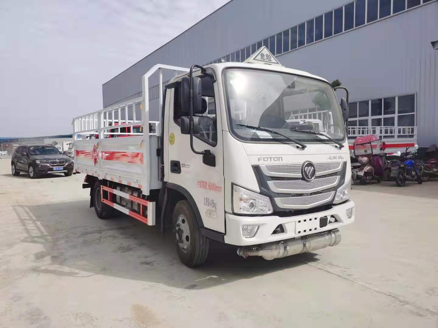 福田歐馬可S1國六氣瓶運(yùn)輸車