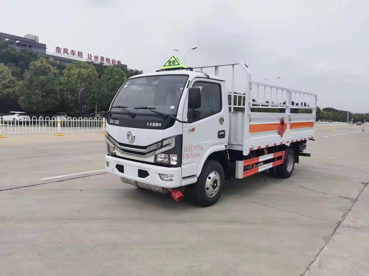 東風多利卡D6黃牌額載4.08噸氣瓶車