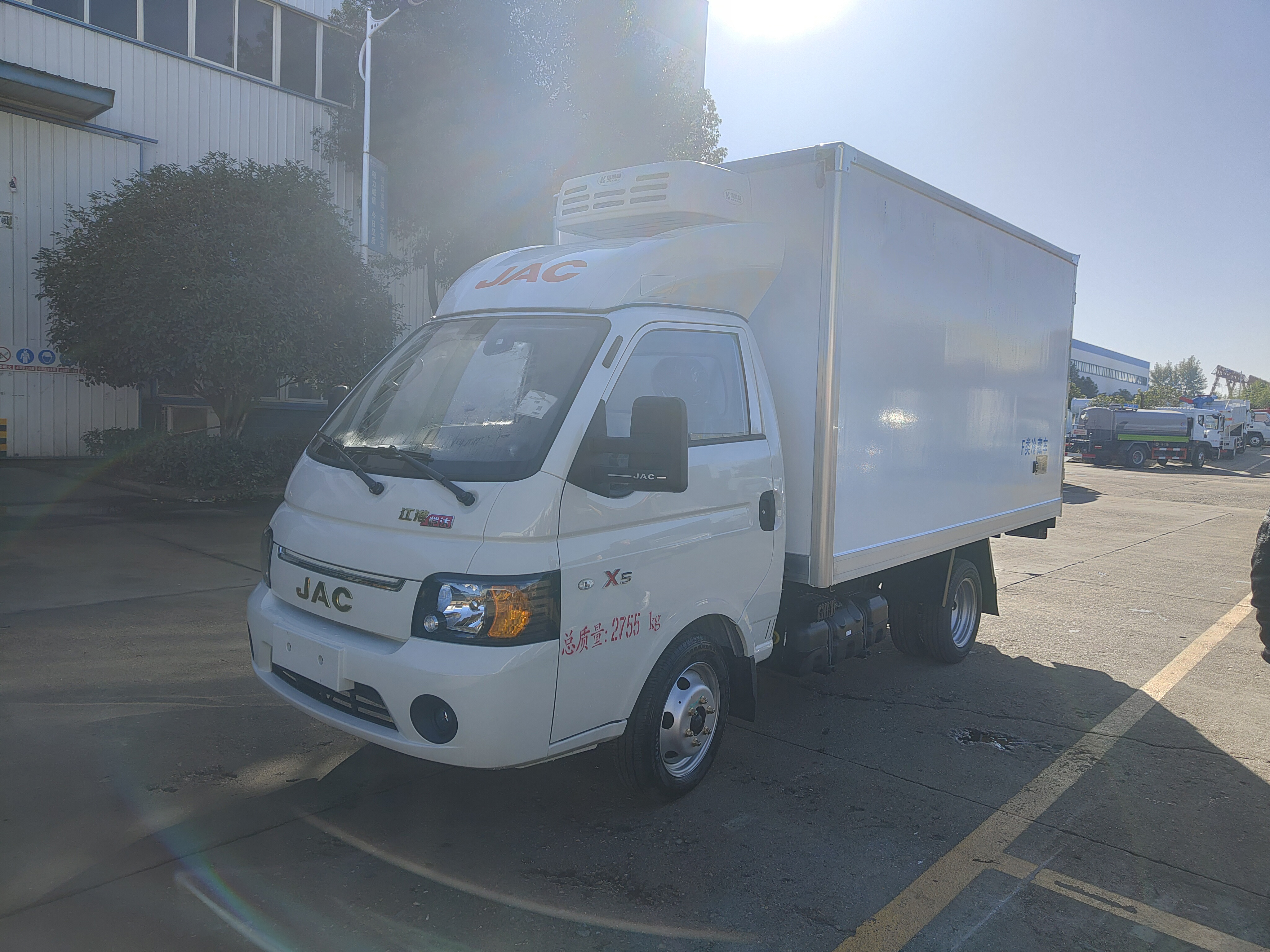 小型汽油車，江淮康玲X5國六冷藏車來滿足您