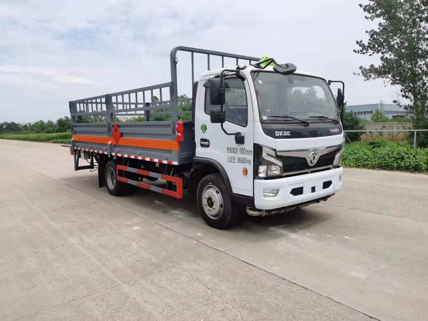 東風國六福瑞卡5.5噸氣瓶運輸車