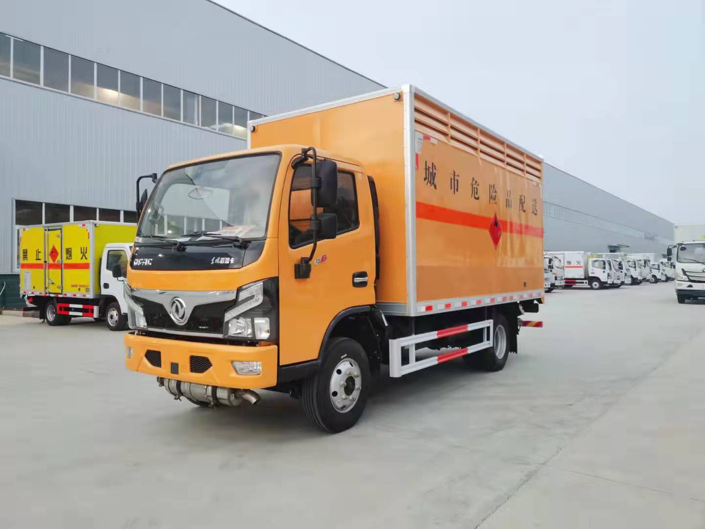 不是所有的車都叫福瑞卡F6易燃氣體廂式運輸車