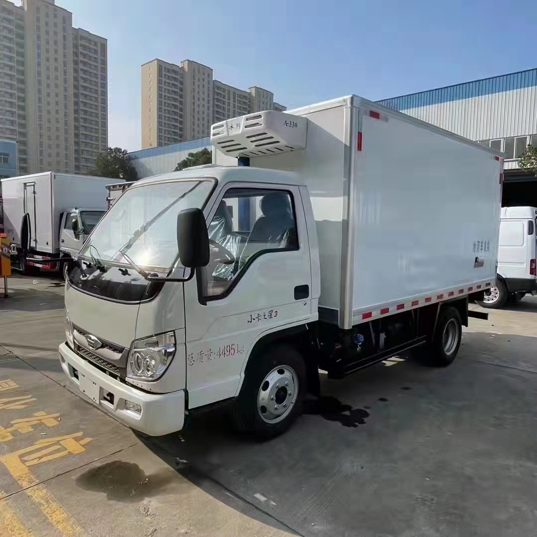 福田時(shí)代小卡之星3國(guó)六柴油冷藏車(chē)