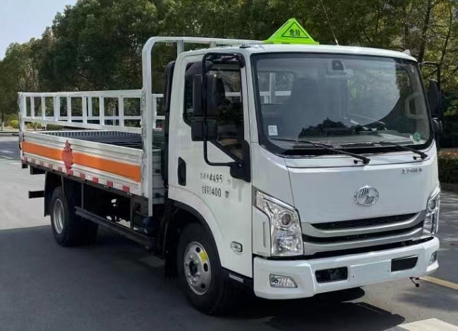4米2經濟實惠車型——躍進C300氣瓶車