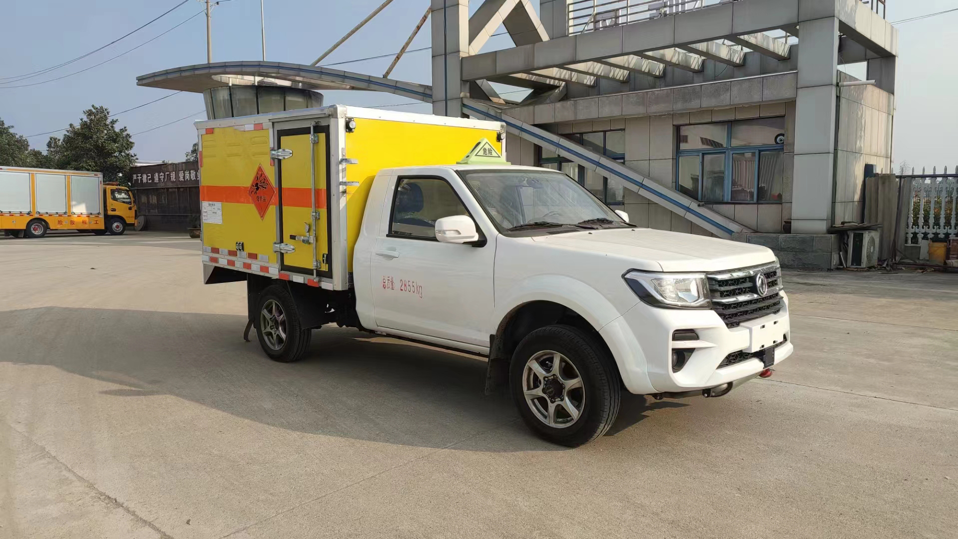 皮卡新款防爆車上市——東風日產民爆器材運輸車