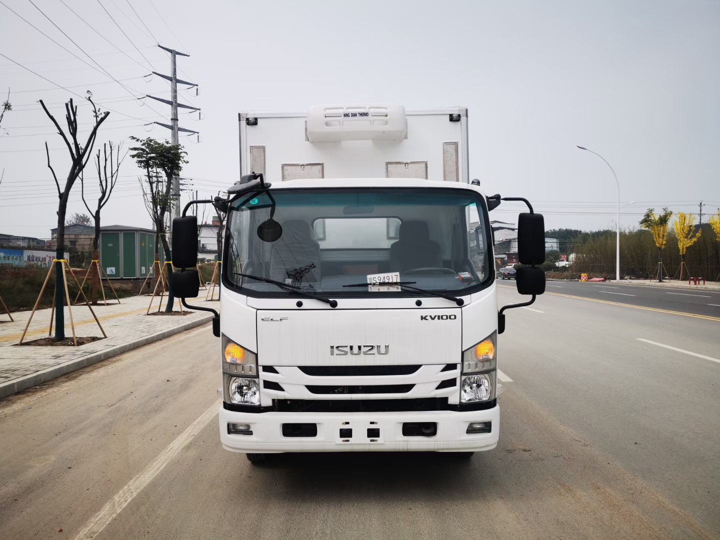 畜禽運輸， 五十鈴KV100 國六藍牌雞苗運輸車少不了