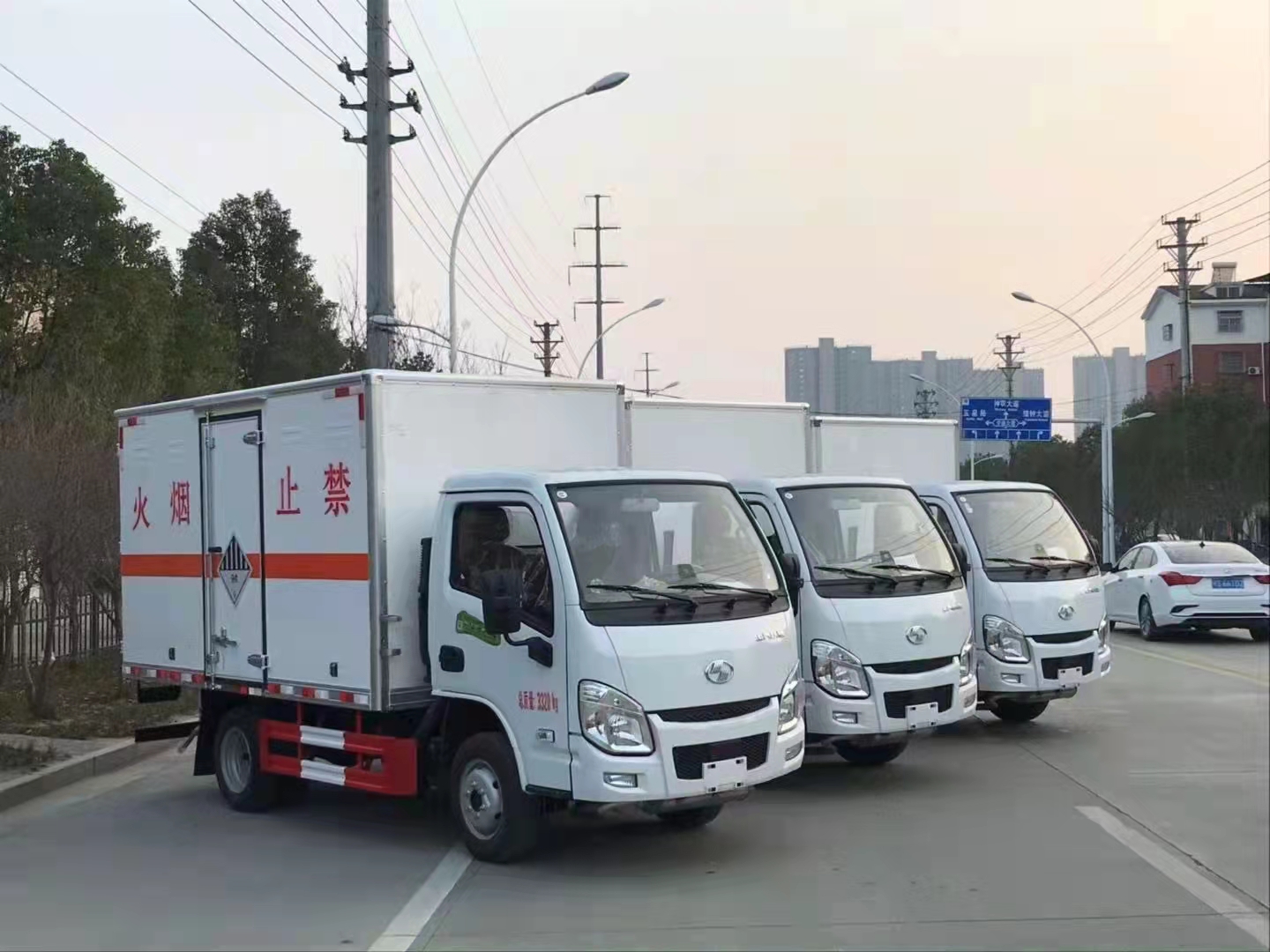 三臺躍進國六雜項危險品車發車