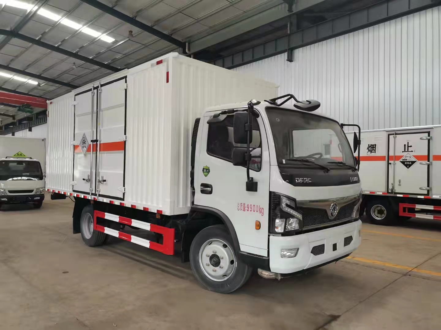 東風福瑞卡國六毒性氣體廂式車（瓦楞板）