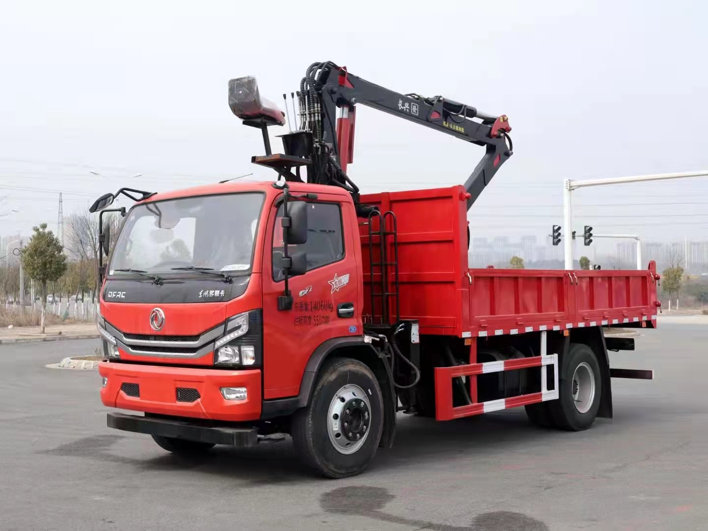東風國六抓斗式垃圾車