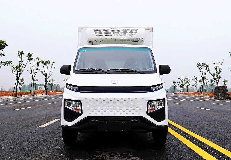 3米吉利 鋒銳V5E純電動冷藏車