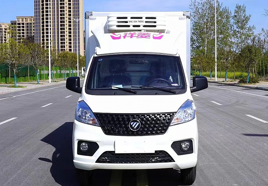 2.8米福田祥菱V1純電動冷藏車