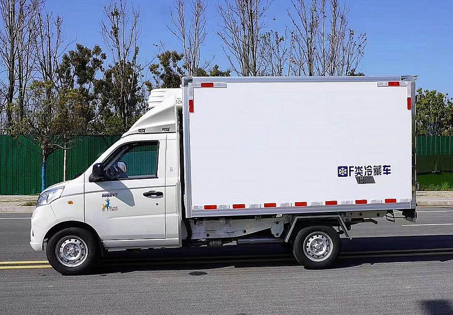 2.8米福田祥菱V1純電動冷藏車