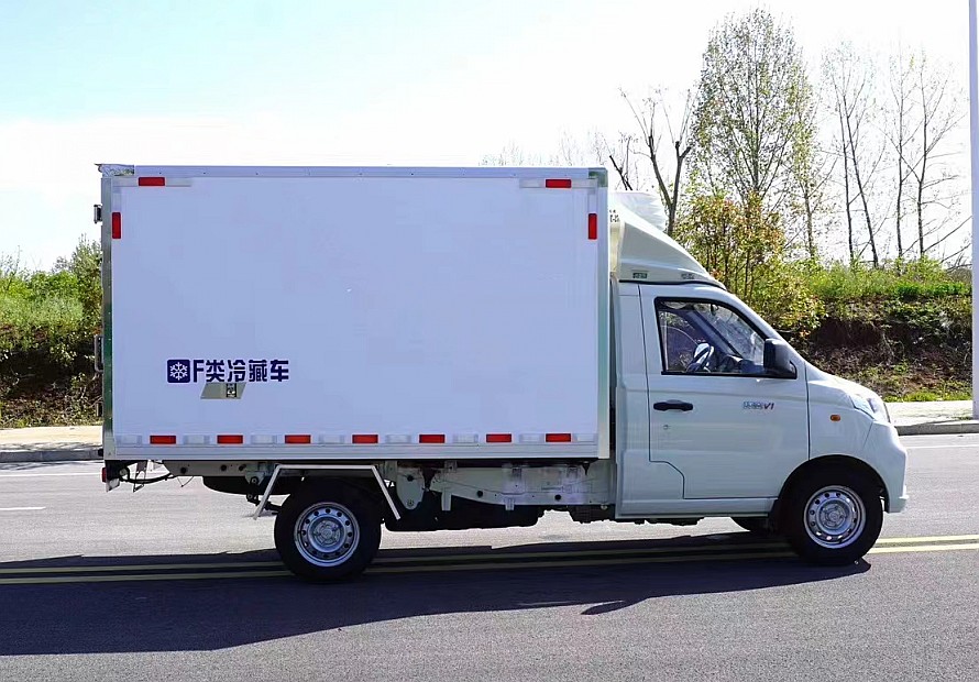2.8米福田祥菱V1純電動冷藏車