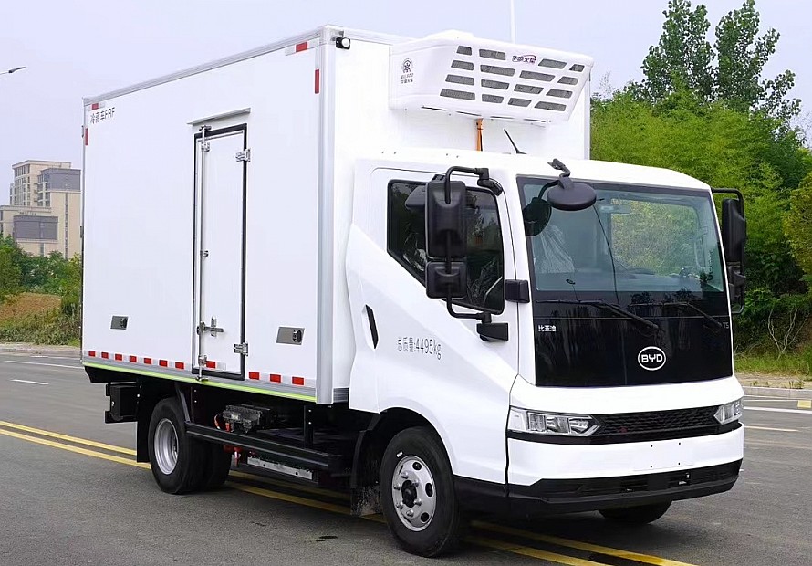 4.2米比亞迪純電動冷藏車